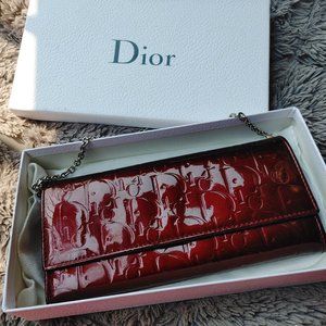 Dior Trotter Wallet on Chain